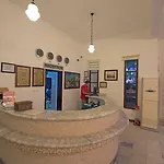 Sami מלון